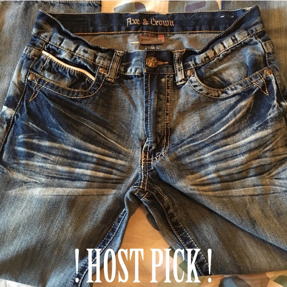 🎉HP🎉 Axe & Crown Slim Fit Jeans